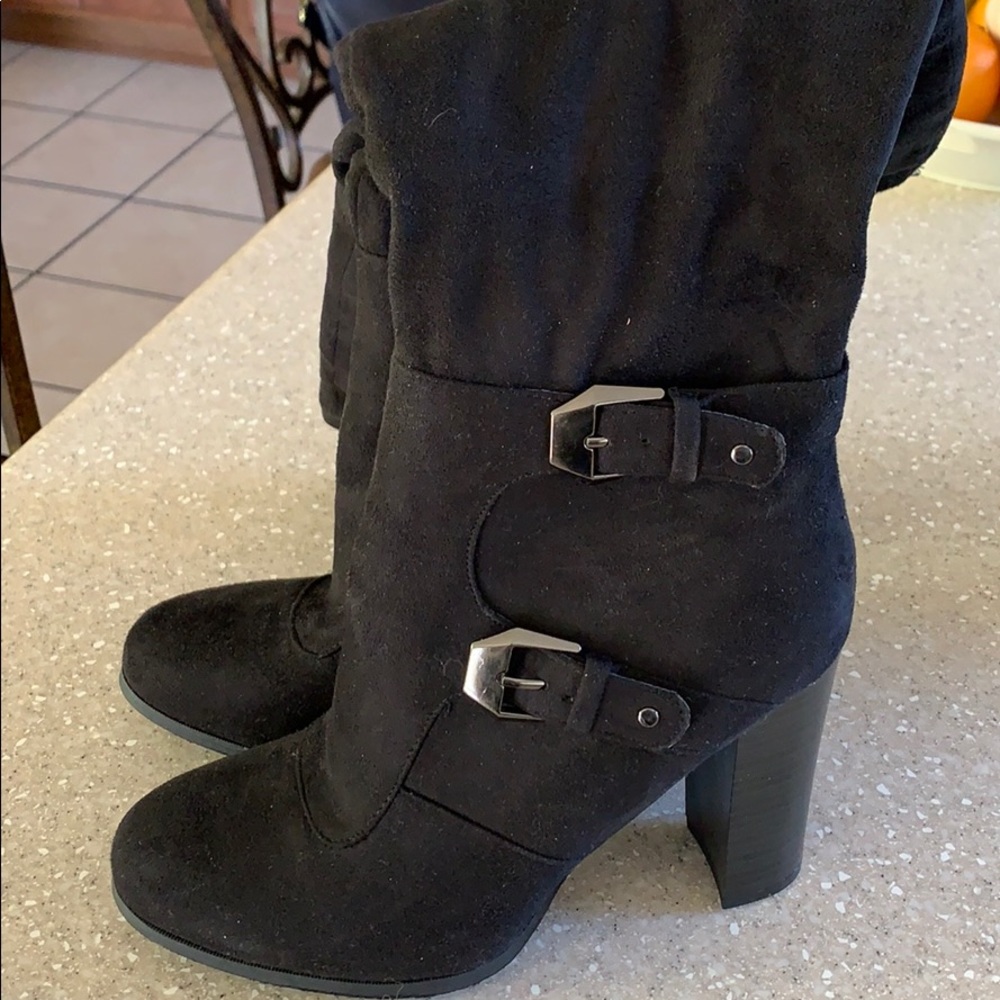 Beautiful black suede boots